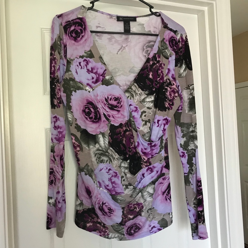 Long sleeve floral top